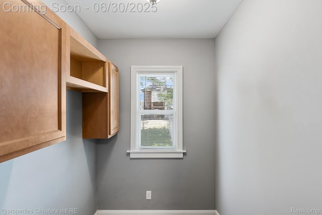 4032 Vicksburg St, Detroit, MI 48204 - photo 11