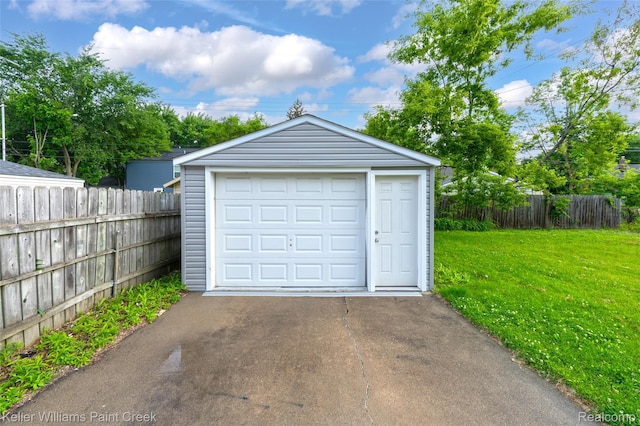 1641 Silman St, Ferndale, MI 48220 - detached garage with driveway