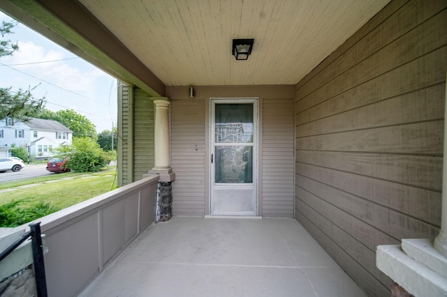1302 Lansing Ave, Jackson, MI 49202 - view of patio