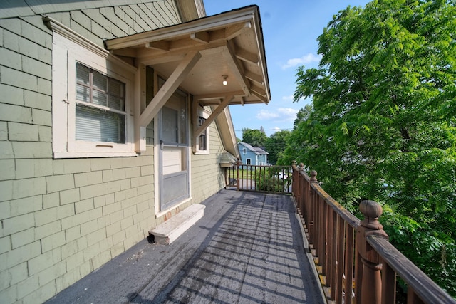 1302 Lansing Ave, Jackson, MI 49202 - view of wooden terrace