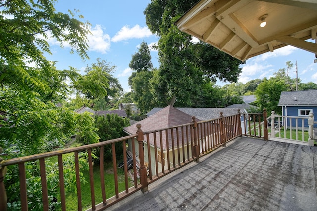 1302 Lansing Ave, Jackson, MI 49202 - view of deck