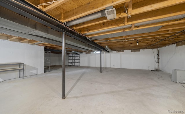 366 Tara Dr, Troy, MI 48085 - view of unfinished below grade area