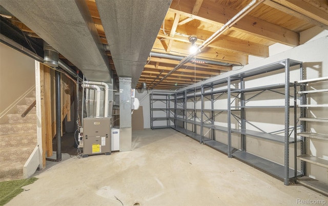 366 Tara Dr, Troy, MI 48085 - unfinished below grade area with heating unit