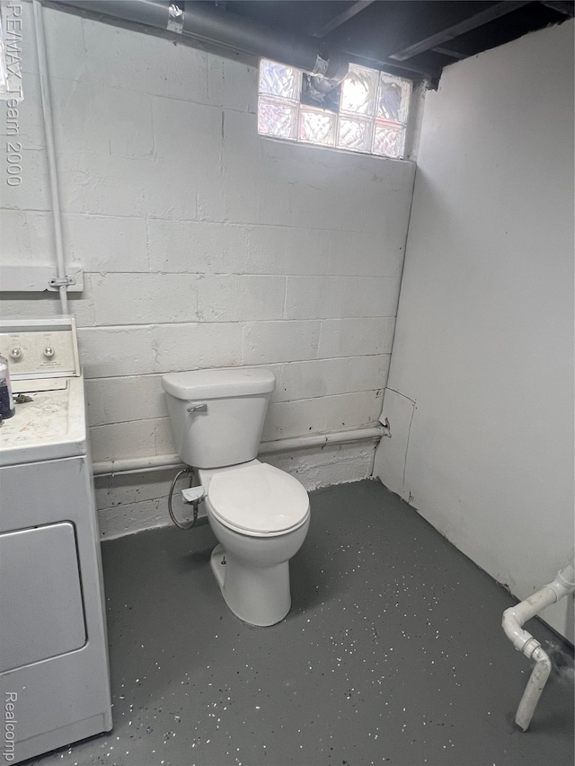 4064 Moore St, Inkster, MI 48141 - half bathroom with washer / clothes dryer, concrete flooring, and vanity