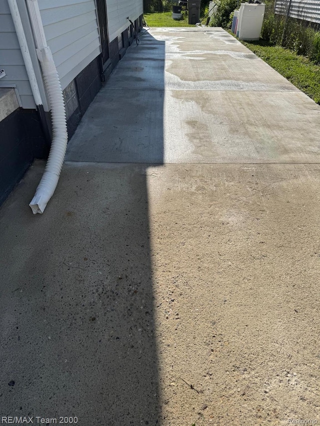 4064 Moore St, Inkster, MI 48141 - exterior view