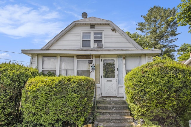 103 Webber St, Battle Creek, MI 49015 - view of bungalow