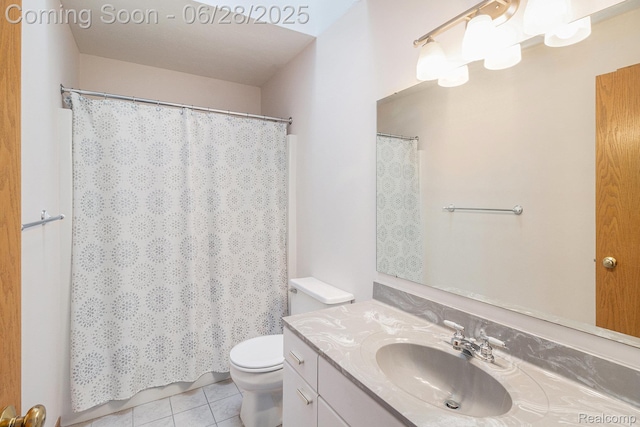 6375 Perryville Rd, Holly, MI 48442 - full bath featuring tile patterned flooring, vanity, and a shower with curtain