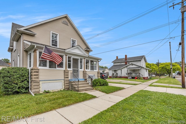 442 Washington St, Marine City, MI 48039 - view of front of property with a front lawn
