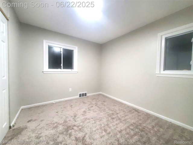 22221 Marlow St, Oak Park, MI 48237 - carpeted empty room featuring baseboards