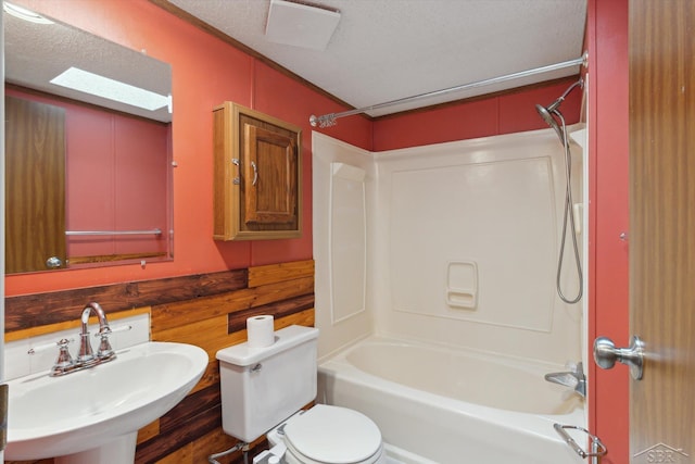 4150 Buzzell Rd, Gladwin, MI 48624 - bathroom featuring a sink and washtub / shower combination