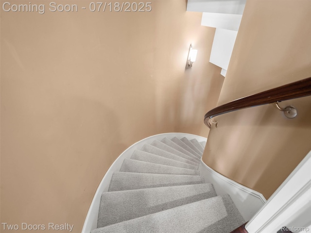 3551 Royal Berkshire Ln, Oakland, MI 48363 - view of stairway