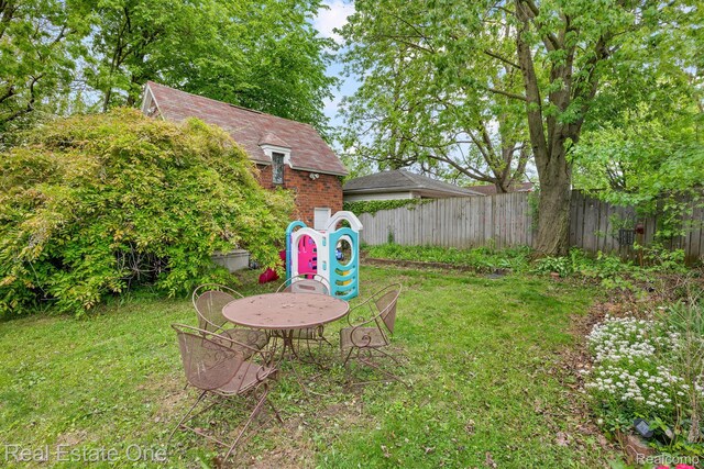 8911 Manor Ave, Allen Park, MI 48101 - photo 28