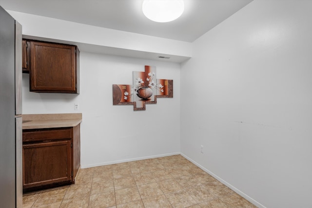 22811 Grove St, Saint Clair Shores, MI 48080 - bar featuring baseboards