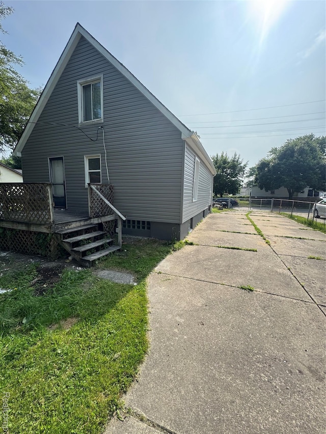 20789 Marie Ave, Warren, MI 48089 - view of home's exterior with a wooden deck