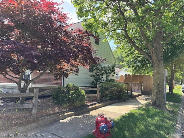 1618 E Lincoln Ave, Royal Oak, MI 48067 - view of side of property