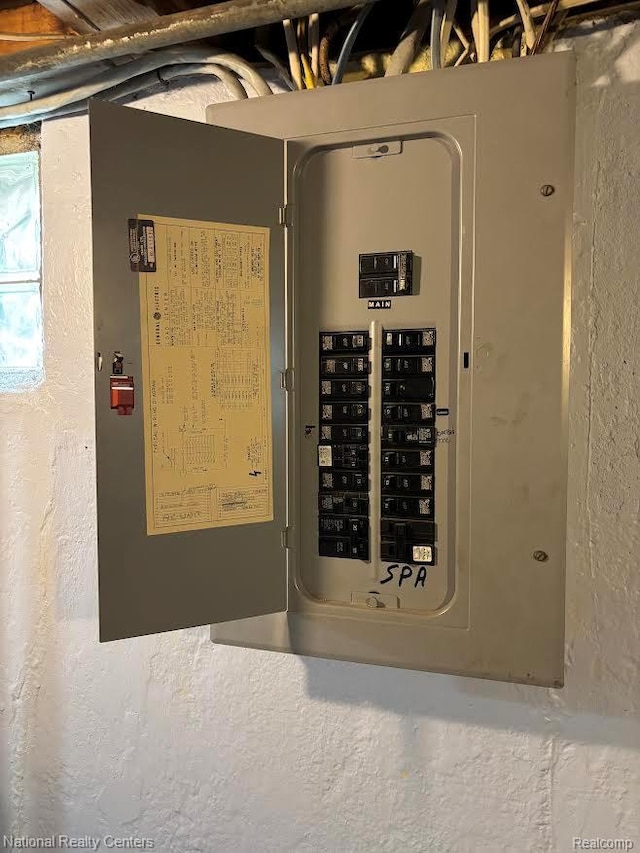 1618 E Lincoln Ave, Royal Oak, MI 48067 - utilities featuring electric panel