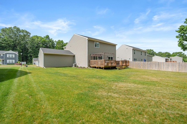 25596 Forest Ln, Mattawan, MI 49071 - rear view of property featuring a deck