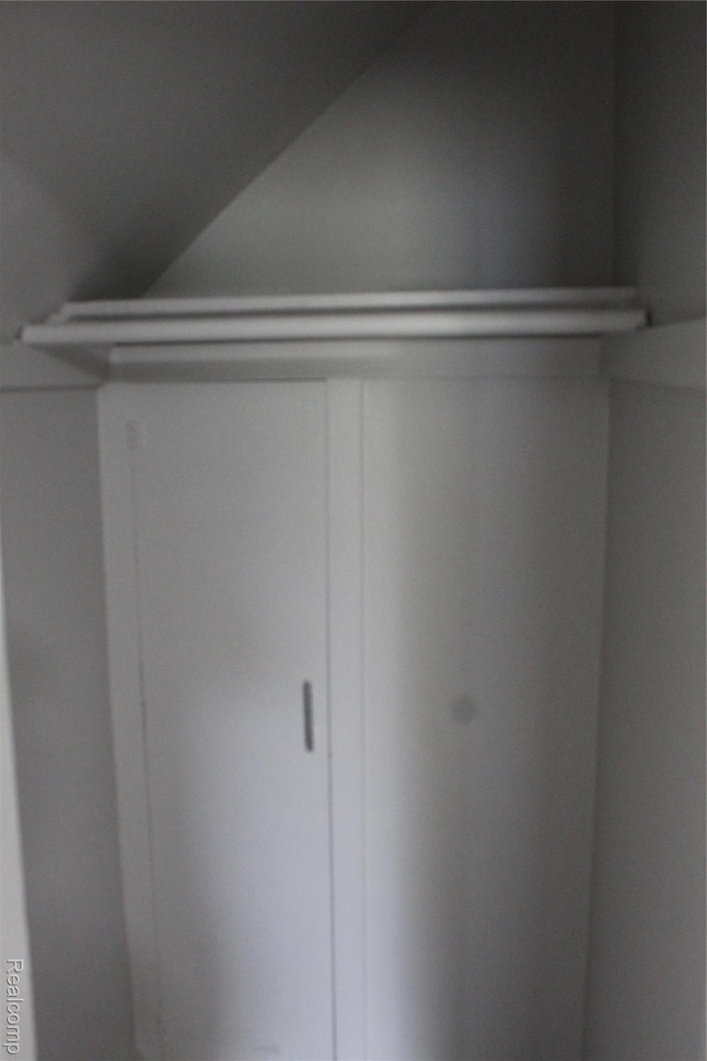 20153 Hartwell St, Detroit, MI 48235 - view of closet