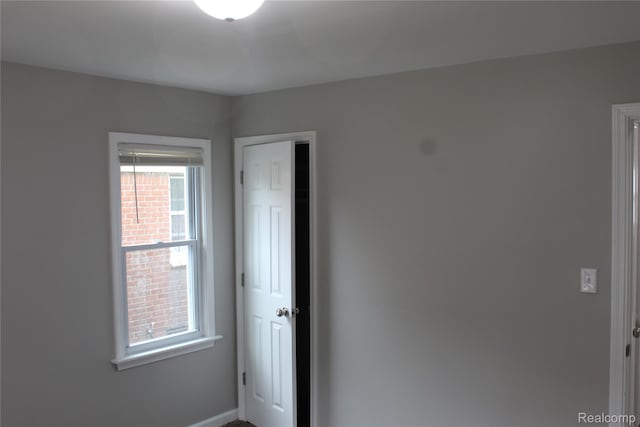 20153 Hartwell St, Detroit, MI 48235 - unfurnished room with baseboards