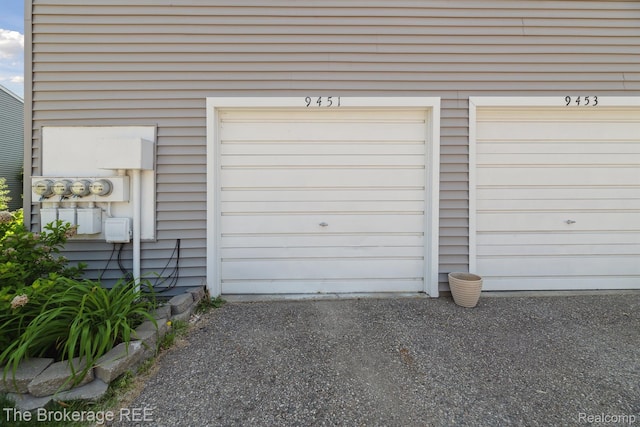 9451 Parkwood N, Davison, MI 48423 - view of garage