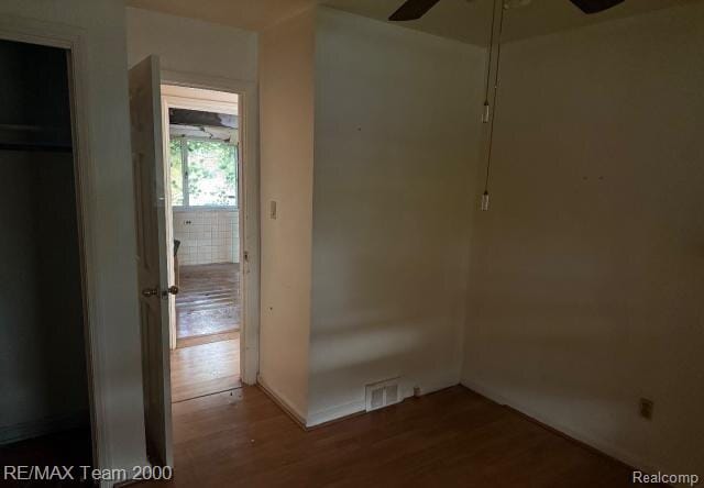 3929 Grayton St, Detroit, MI 48224 - interior space with wood finished floors