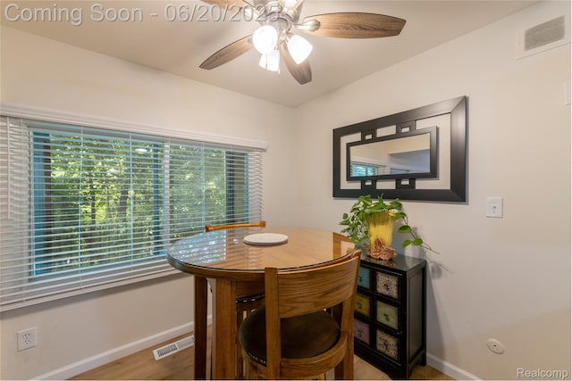 16591MIDDLEBELTRD Middlebelt Rd Unit 4, Livonia, MI 48154 - dining area featuring ceiling fan and wood finished floors