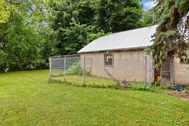 121 W Beecher St, Adrian, MI 49221 - photo 31