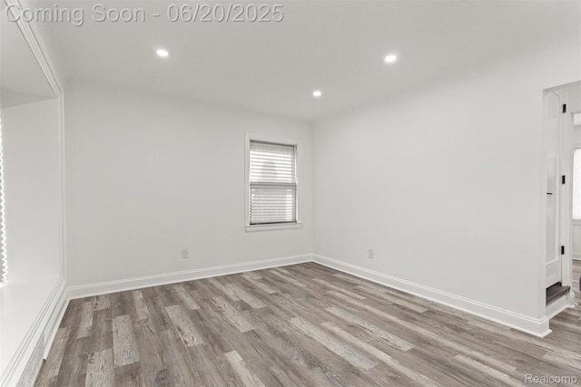 25545 Oakland Dr, Dearborn Heights, MI 48125 - photo 5