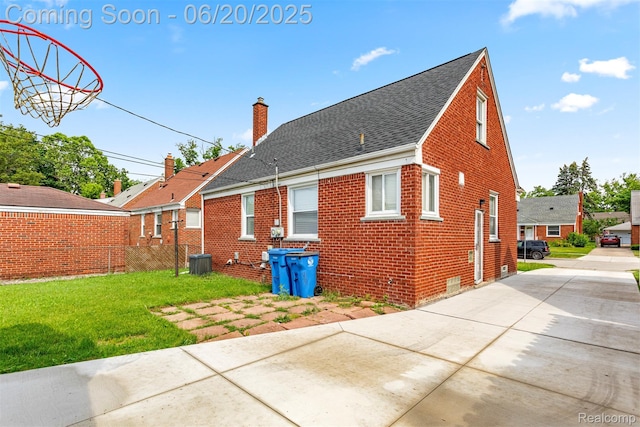 25545 Oakland Dr, Dearborn Heights, MI 48125 - photo 4