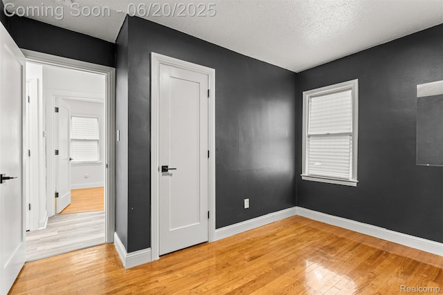 25545 Oakland Dr, Dearborn Heights, MI 48125 - photo 20
