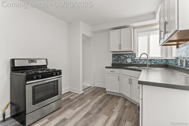 25545 Oakland Dr, Dearborn Heights, MI 48125 - photo 10