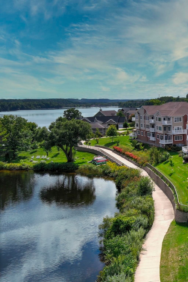 982 Lake Ridge Dr, Traverse City, MI 49684 - view of home's community with a water view