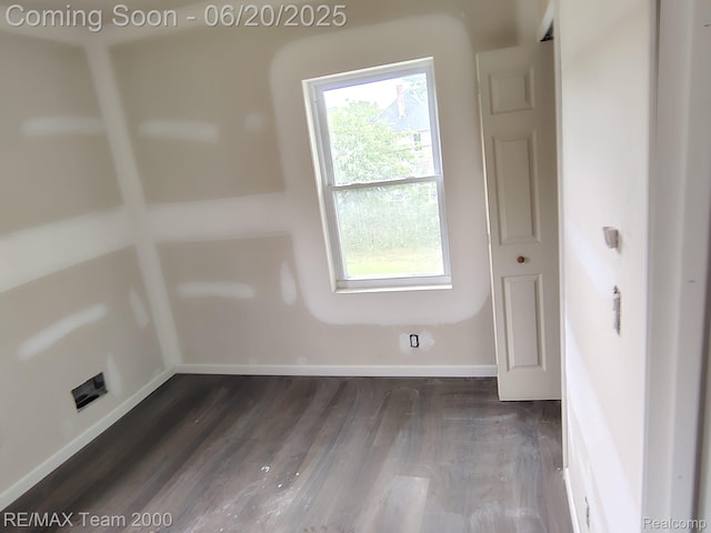 2492 Townsend St, Detroit, MI 48214 - spare room featuring baseboards and wood finished floors
