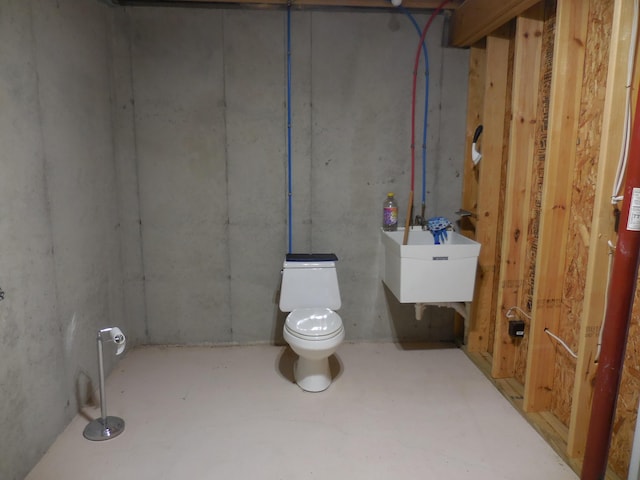8103 Robinbrook St, Richland, MI 49083 - unfinished basement featuring a sink