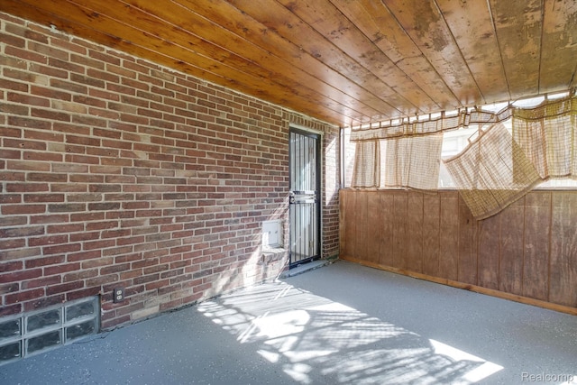 11487 Kenmoor St, Detroit, MI 48205 - view of patio / terrace