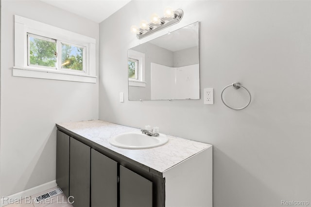 1059 Morris Hills Pkwy, Mount Morris, MI 48458 - bathroom with vanity