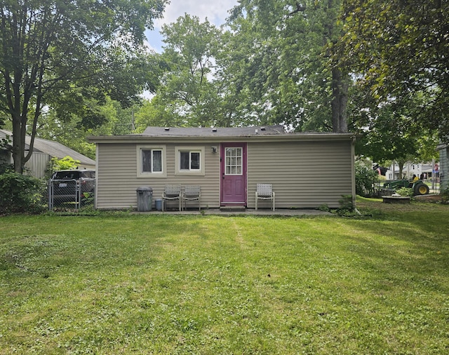 209 Sarah St, Adrian, MI 49221 - back of property