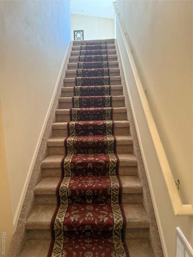 9589 Lakeside Dr, Ypsilanti, MI 48197 - photo 5