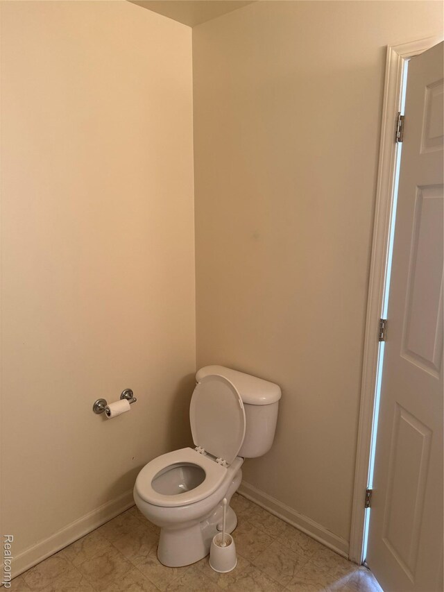 9589 Lakeside Dr, Ypsilanti, MI 48197 - photo 22