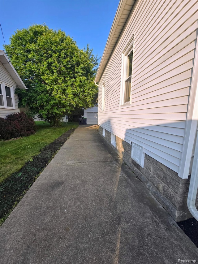 2311 S Jefferson St, Bay City, MI 48708 - photo 11