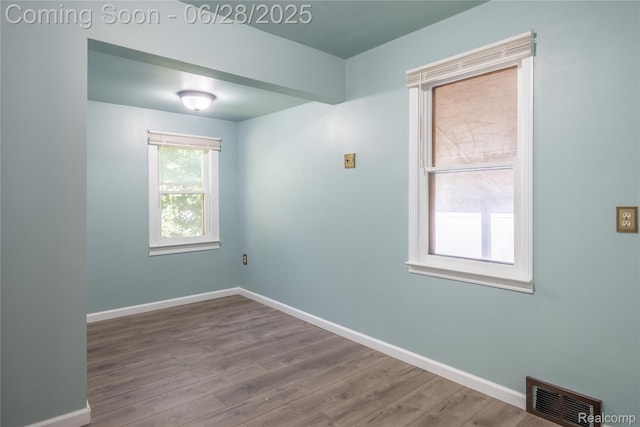 785 Kenilworth Ave, Pontiac, MI 48340 - empty room featuring baseboards and wood finished floors