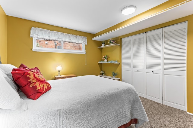 525 Langfield St, Northville, MI 48167 - bedroom featuring carpet flooring and a closet