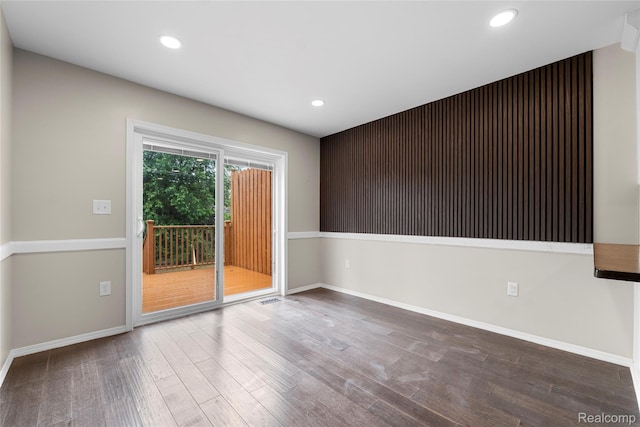 24790 Ashley Ct, Redford, MI 48239 - spare room featuring wood finished floors and recessed lighting