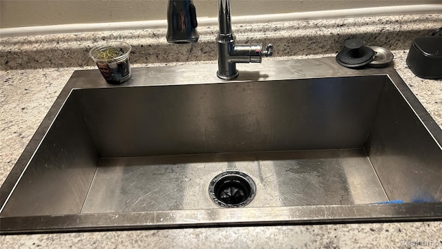 36014 Chapel Ct, Clinton Township, MI 48035 - kitchen view of a sink