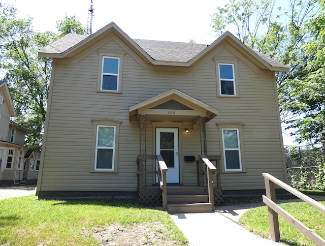 460 Colfax Ave, Benton Harbor, MI 49022 - photo 1