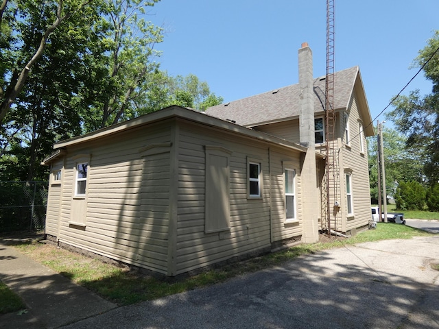 460 Colfax Ave, Benton Harbor, MI 49022 - photo 4