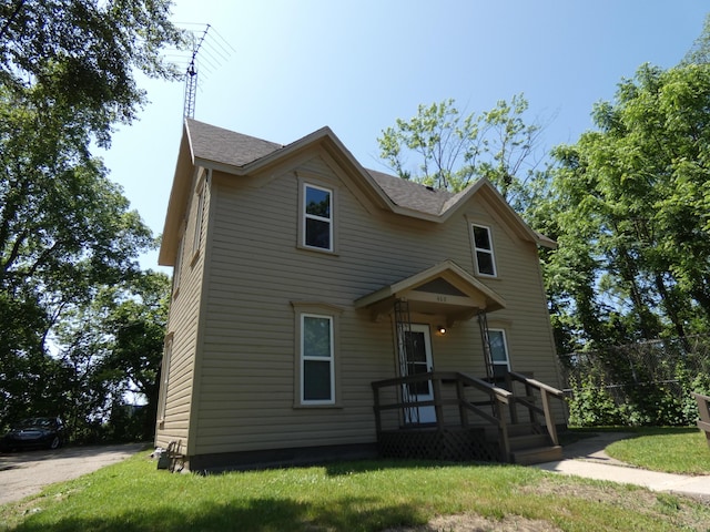 460 Colfax Ave, Benton Harbor, MI 49022 - photo 2