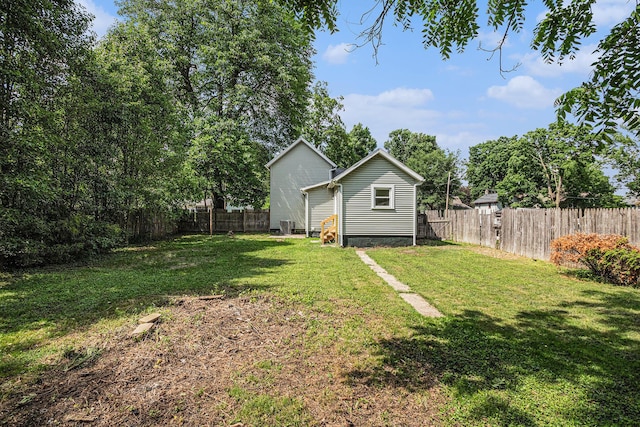 556 Union St, Niles, MI 49120 - view of fenced backyard