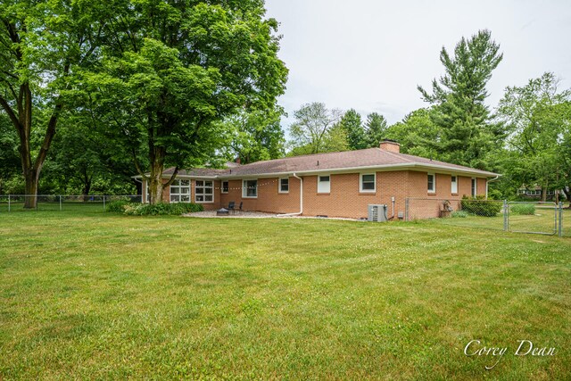 1555 W Ellis Ave, Belding, MI 48809 - photo 3