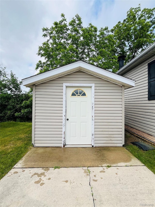 6283 Leigh Ct, Fenton, MI 48430 - photo 25